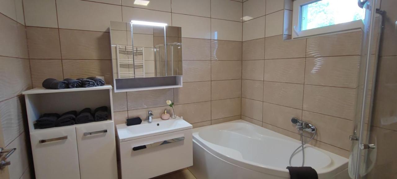 Apartamento White Column House Diosd Exterior foto