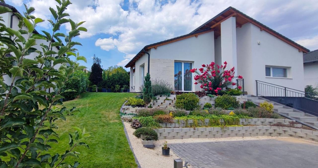 Apartamento White Column House Diosd Exterior foto